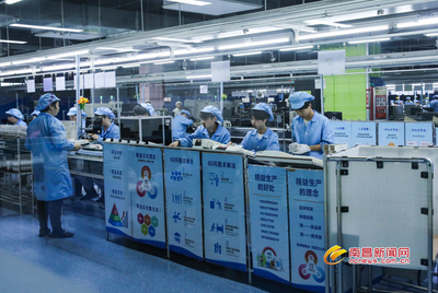 企業生產忙 信息電子技術服務助推高質量發展