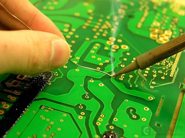 電子工程師大神必備的7個技能 信息電子技術服務的硬核進階指南